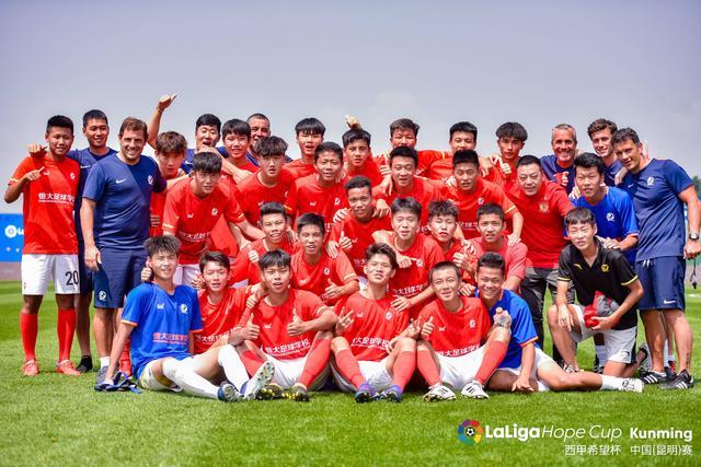 关于西甲劲旅引进阿根廷中场，中场实力大增的信息