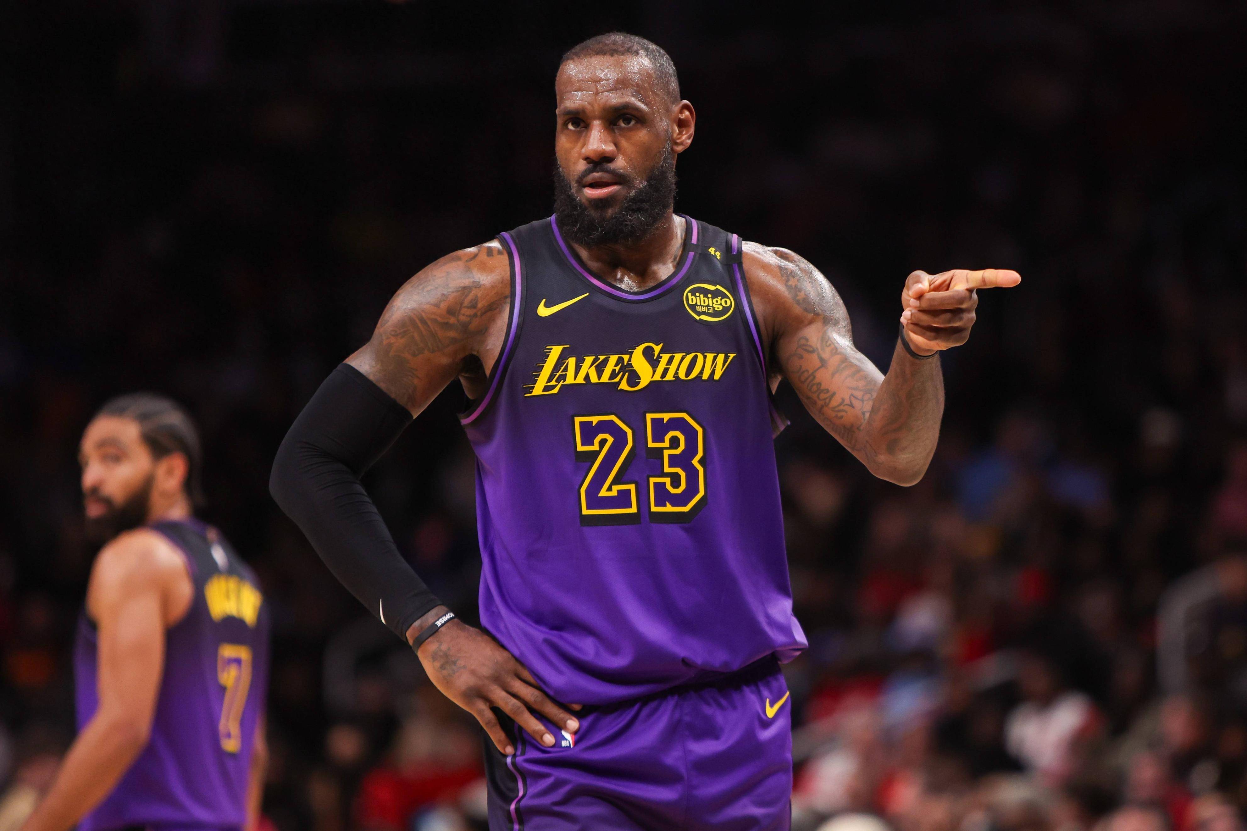 詹姆斯带队风光赢！湖人NBA总决赛夺冠