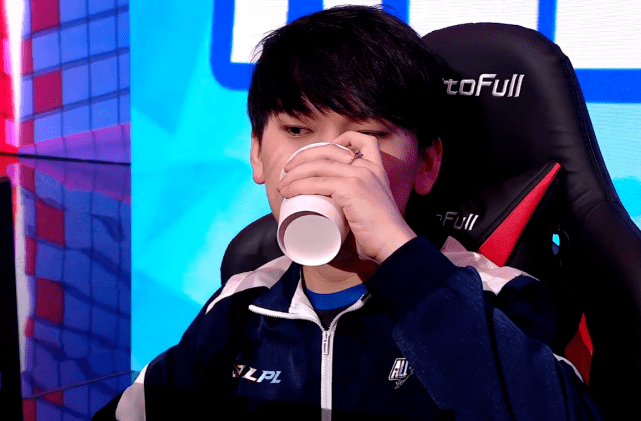 EDG力克100T，Meiko成为全场焦点2025世界赛3:0（上海）