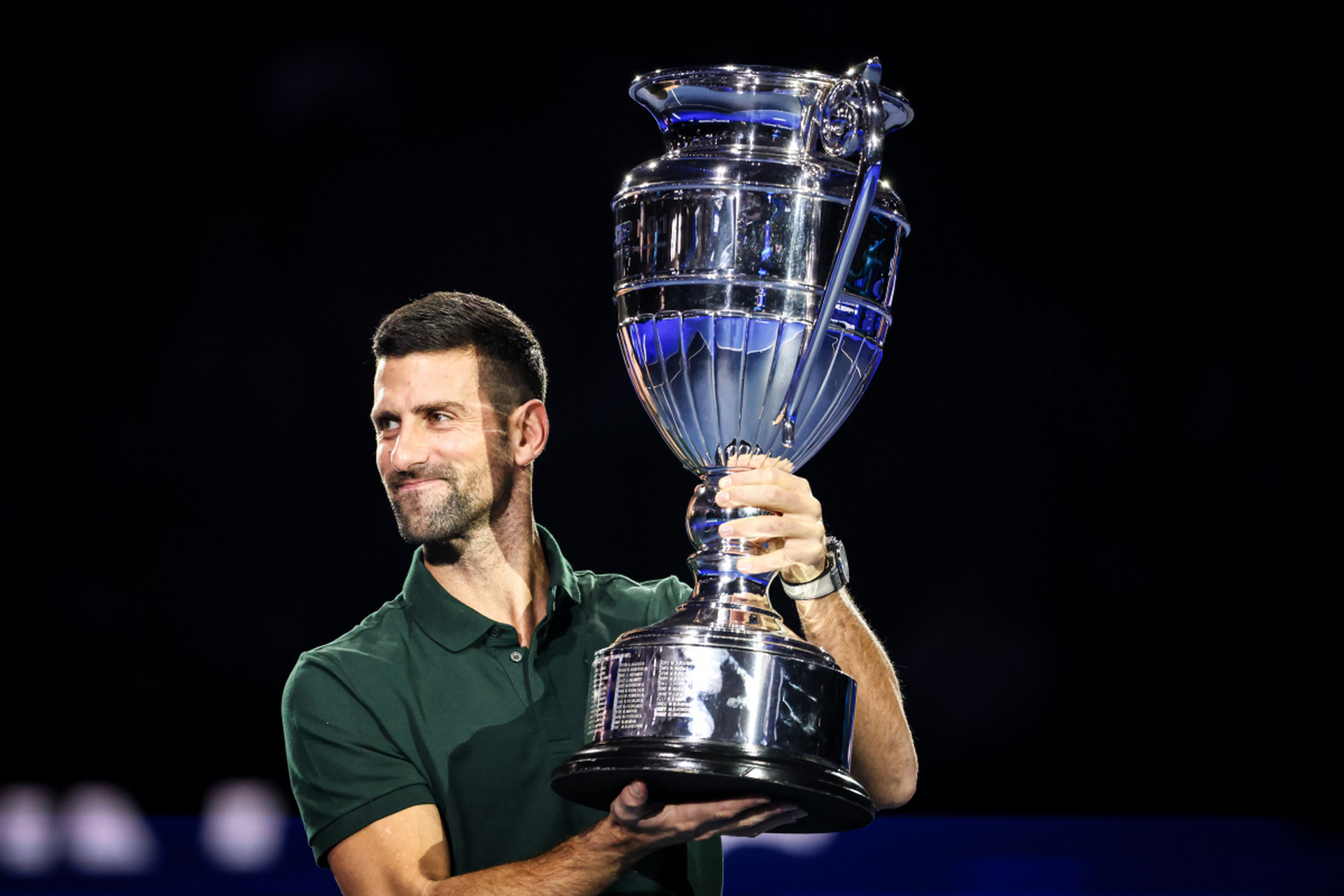 温网逆转戴维斯杯，德约科维奇关键制胜