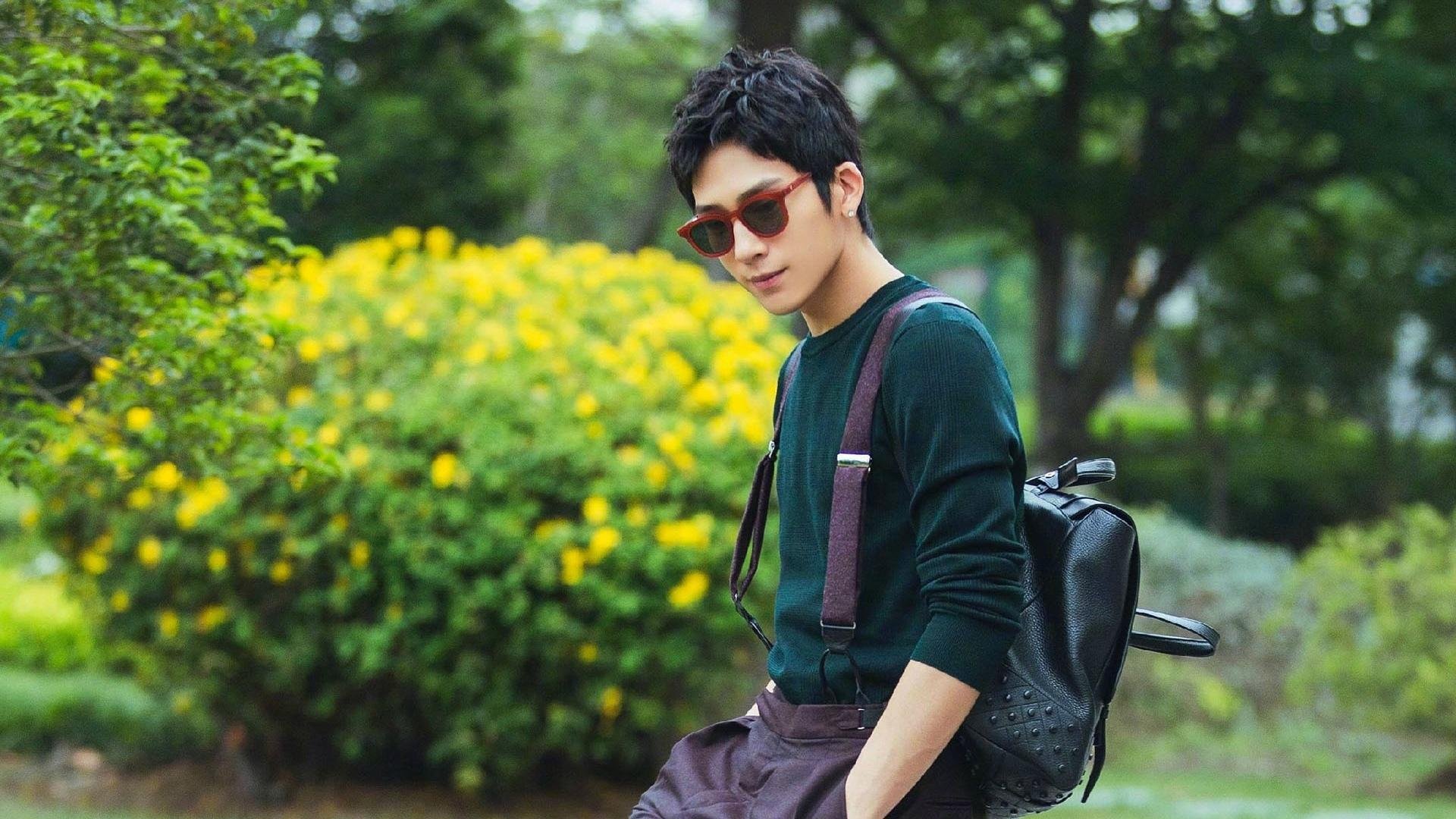 开云下载-波兰铁骑攻陷梅阿查，迪亚斯如何用攻防转换重写战术法则