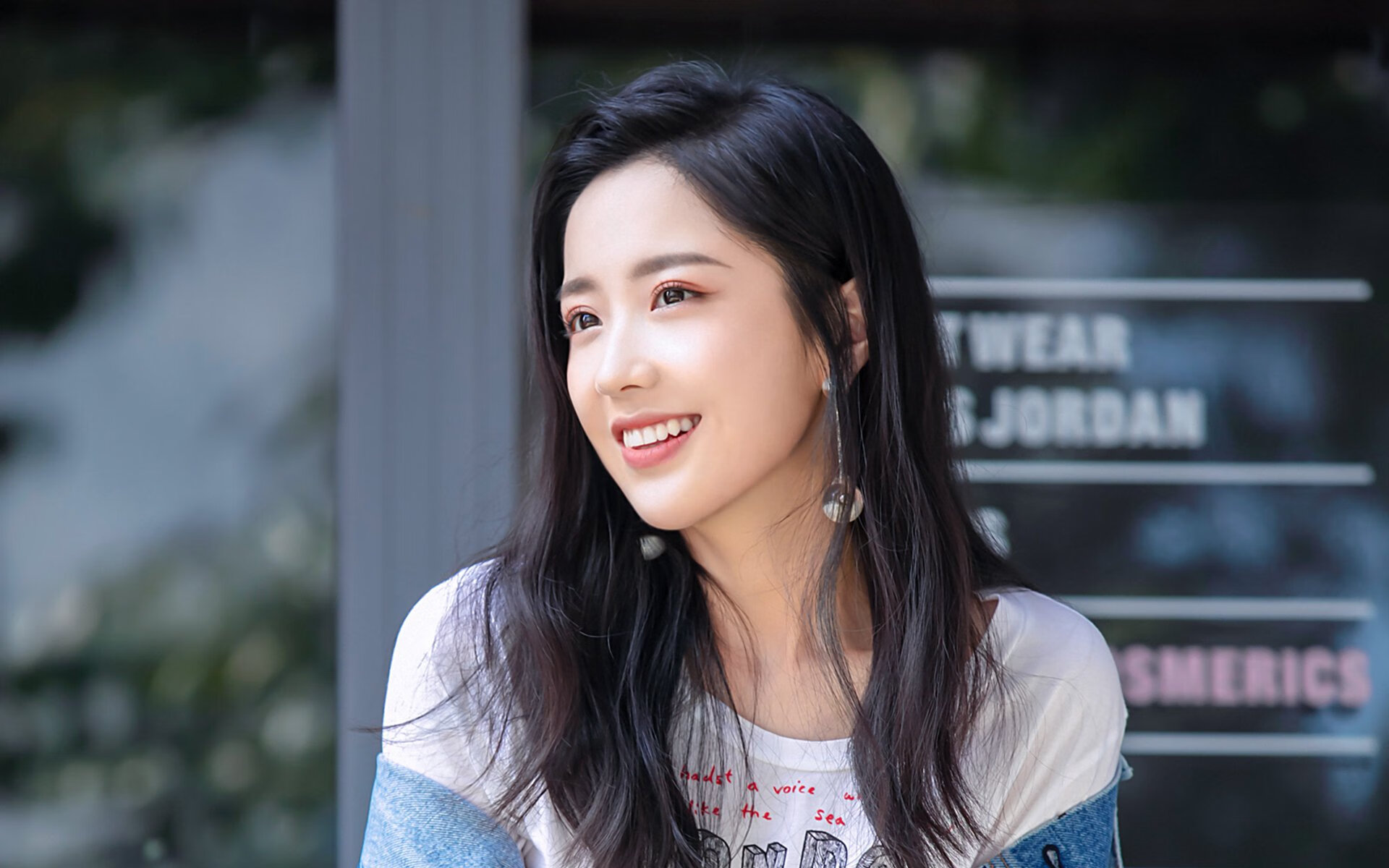 开云官网-足球的翻案诗，维尼修斯爆发与克罗地亚的沉默力量